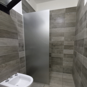 Mampara fija 0,80×1,80 m — vidrio templado esmerilado