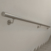 Pasamanos tubular de acero inoxidable con soporte a pared